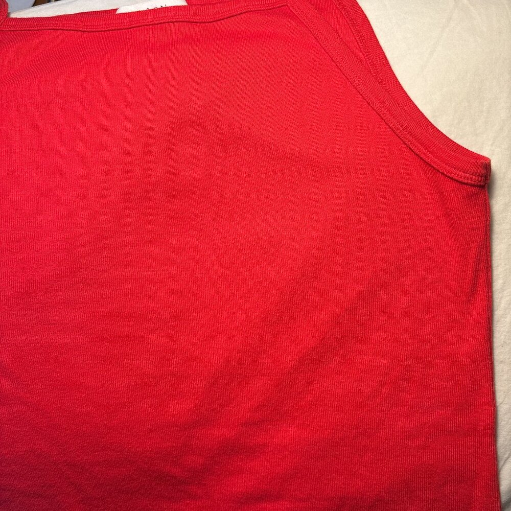 Doen Angie Tank in Scarlet - Picture 3 of 15